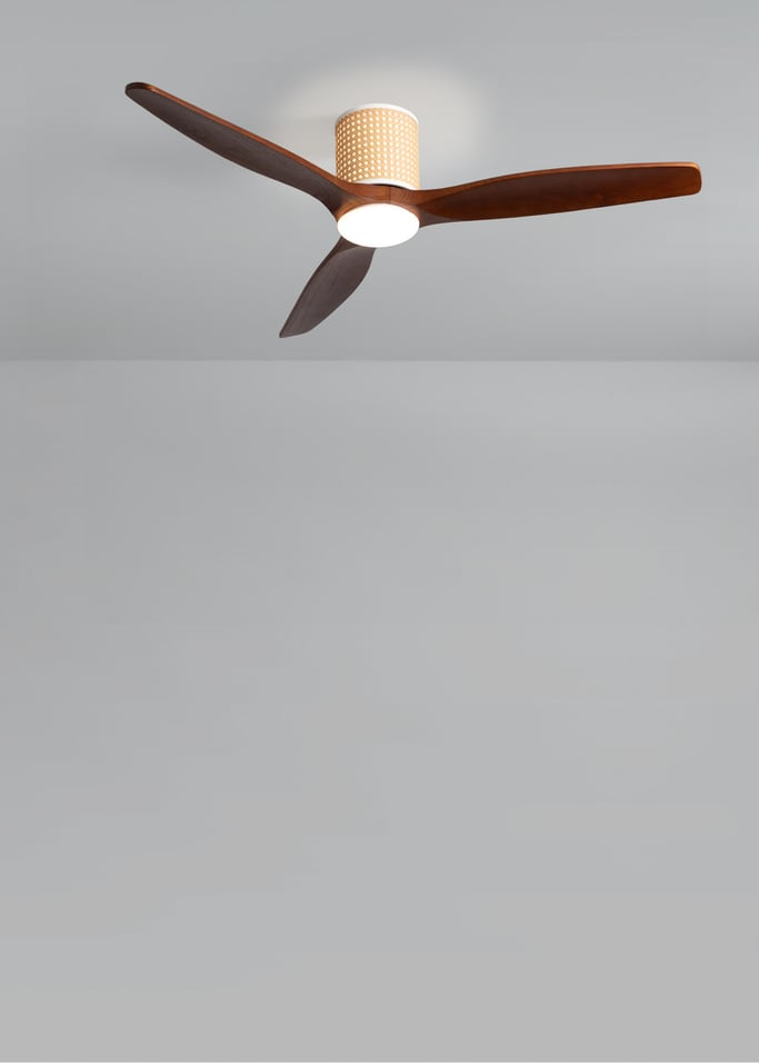 WIND CALM CUSTOM RATTAN - Wentylator sufitowy 40W cichy Ø132 cm z oświetleniem LED w korpusie i lampie, obraz z galerii 3