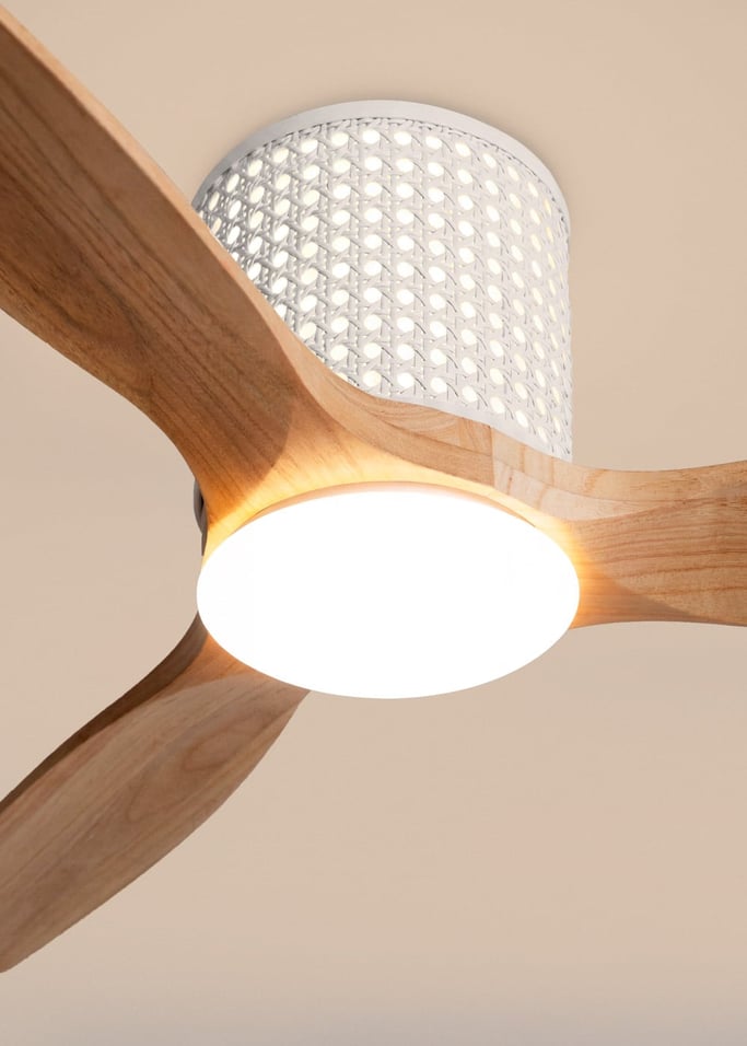 WIND CALM CUSTOM RATTAN - Wentylator sufitowy 40W cichy Ø132 cm z oświetleniem LED w korpusie i lampie, obraz z galerii 5