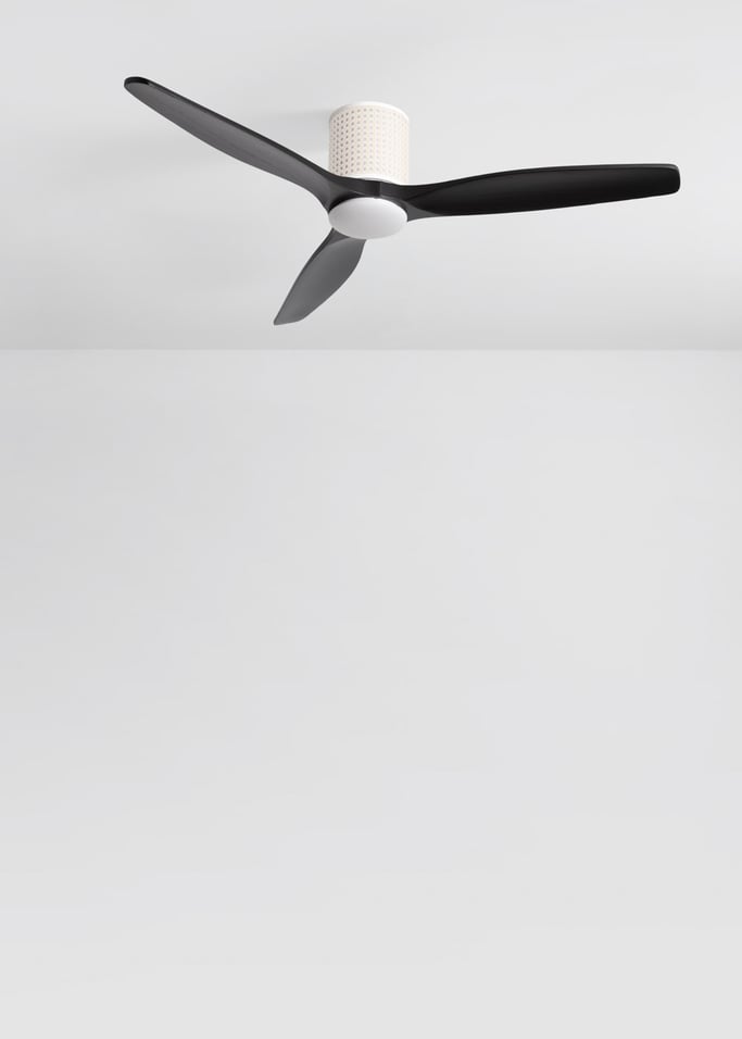 WIND CALM CUSTOM RATTAN - Wentylator sufitowy 40W cichy Ø132 cm z oświetleniem LED w korpusie i lampie, obraz z galerii 4