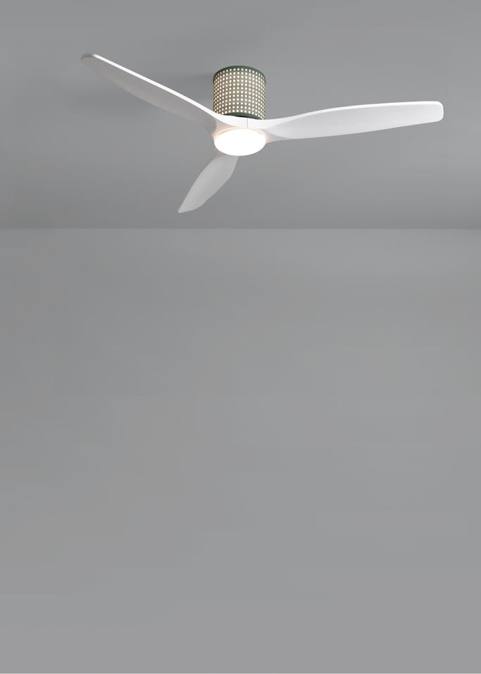 WIND CALM CUSTOM RATTAN - Wentylator sufitowy 40W cichy Ø132 cm z oświetleniem LED w korpusie i lampie, obraz z galerii 4