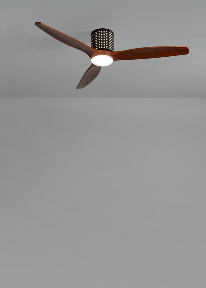 WIND CALM CUSTOM RATTAN - Wentylator sufitowy 40W cichy Ø132 cm z oświetleniem LED w korpusie i lampie, obraz z galerii 4
