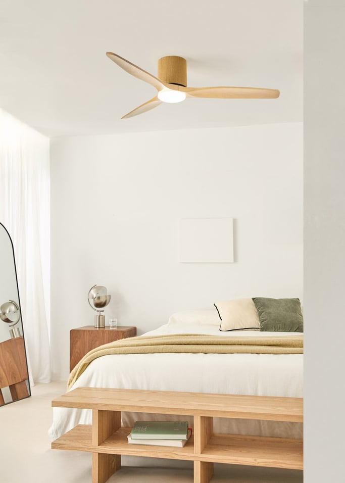 WIND CALM CUSTOM WOVEN - Cichy wentylator sufitowy 40W Ø132 cm wykonany w 100% z drewna z oświetleniem LED, obraz z galerii 1