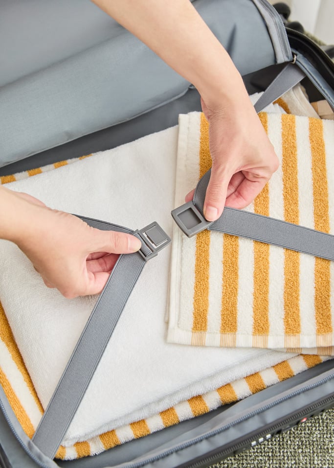 LUGGAGE STUDIO - Sztywna walizka z poliwęglanu z zamkiem TSA i wielokierunkowymi kółkami, obraz z galerii 5