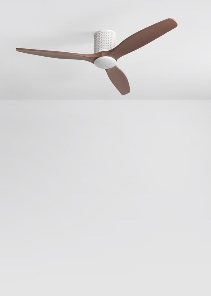 WIND CALM CUSTOM RATTAN - Wentylator sufitowy 40W cichy Ø132 cm z oświetleniem LED w korpusie i lampie, obraz z galerii 3