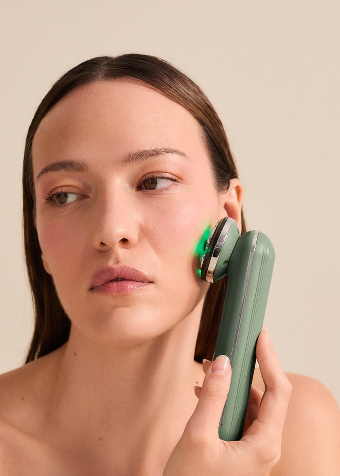 SKINCARE RF LIFT 5 in 1 - Urządzenie do twarzy 5 w 1 z radiofrekwencją, EMS, terapią LED i technologią jonową, obraz z galerii 6