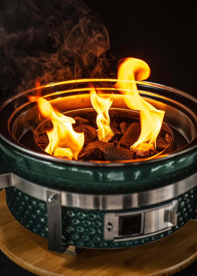 BBQ KAMADO HIBACHI - Churrasqueira redonda com grill e chapa, imagem da galeria 2