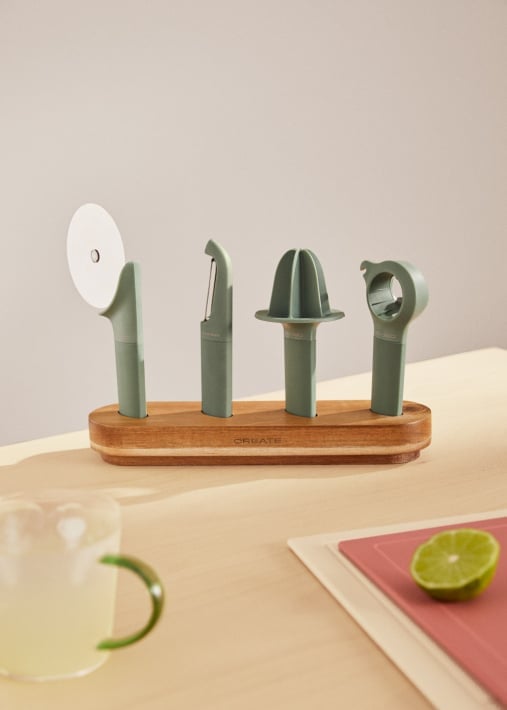 Comprar KITCHENWARE STUDIO - Conjunto de 4 utensílios de cozinha com suporte de madeira