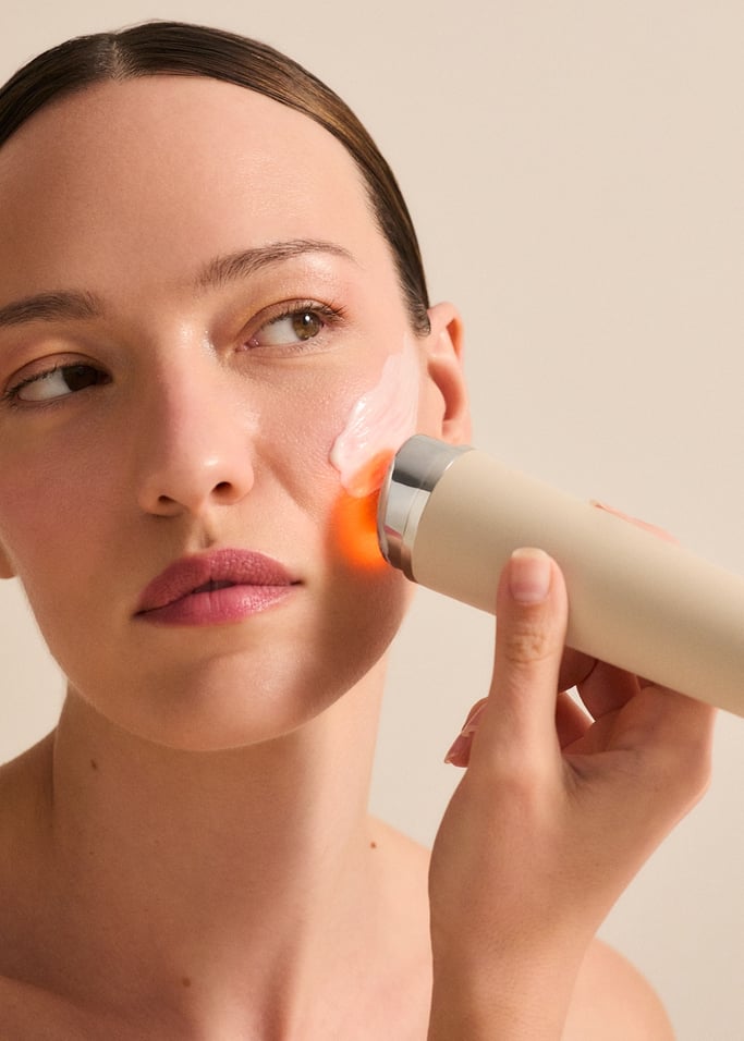 SKINCARE RF BOOSTER 5 in 1 - Dispositivo de cuidado facial 5 em 1 com cabeça dupla, RF, EMS, Airshot e LED, imagem da galeria 6