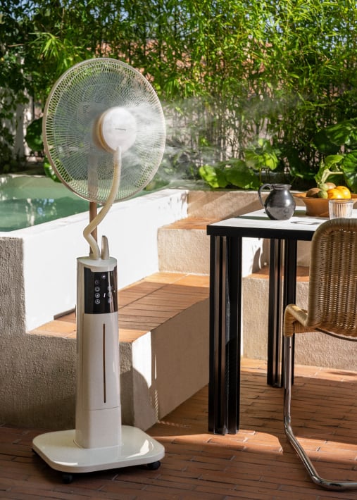 AIR MIST PRO - Oscillating misting fan with remote control
