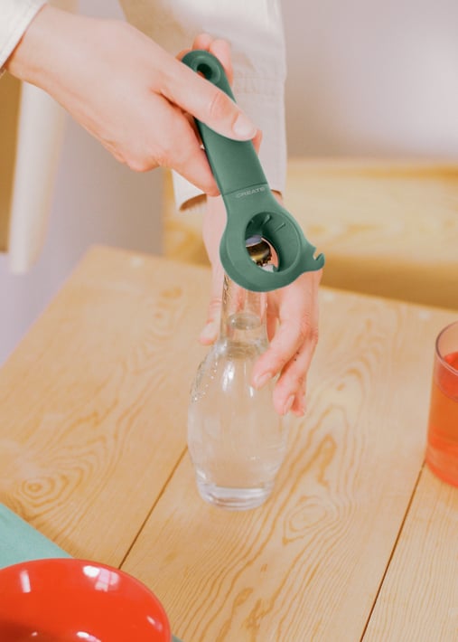 KITCHENWARE STUDIO - Multifunction opener