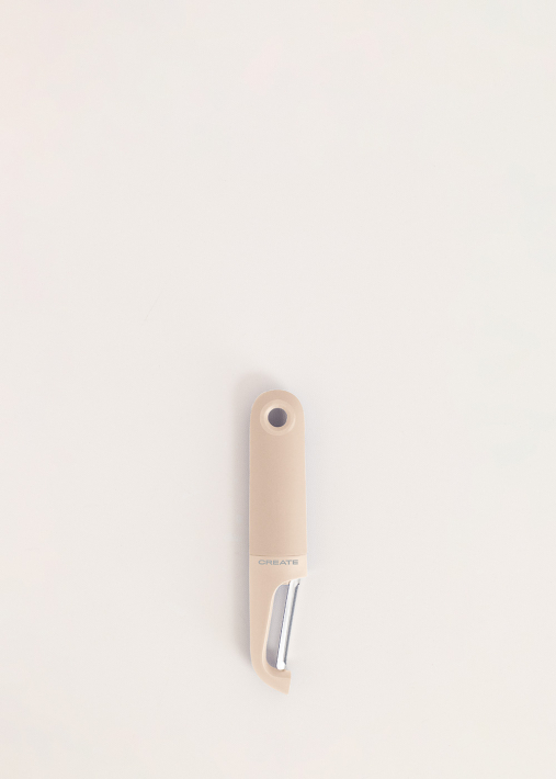 KITCHENWARE STUDIO - Fruit and vegetable peeler