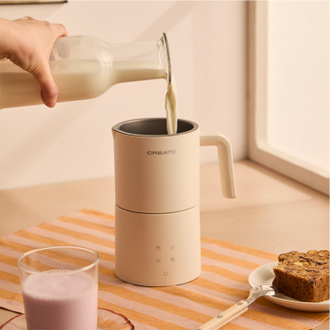 MILK FROTHER STUDIO PRO - Dishwasher-safe milk frother and warmer Off-white