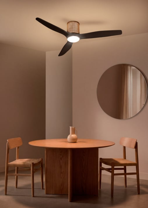 WIND CALM CUSTOM RATTAN - Ceiling fan 40W silent Ø132 cm with LED light in body and lamp