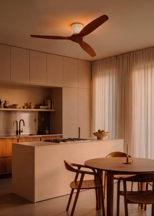 WIND CALM CUSTOM RATTAN - Ceiling fan 40W silent Ø132 cm with LED light in body and lamp