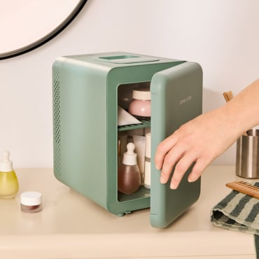 SKINCARE MINI FRIDGE - 4L Mini Cosmetic Fridge with Cooling and Heating Function Sage