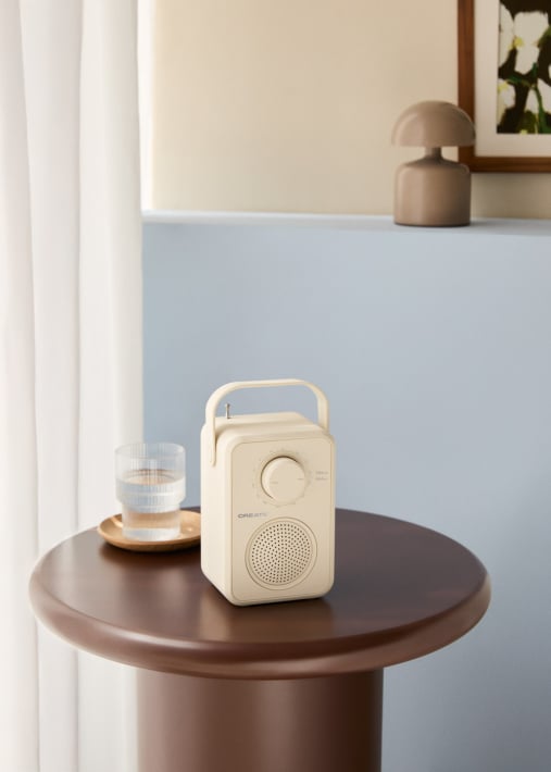 RADIO SPEAKER STUDIO - Portable AM/FM 5W radio with built-in speaker