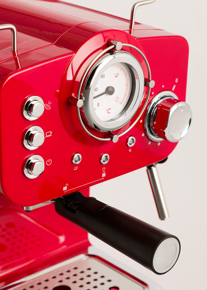 https://cdn.create-store.com/uk/wk/2305044/thera-retro-espress-coffee-maker.jpg?cf-resize=gallery