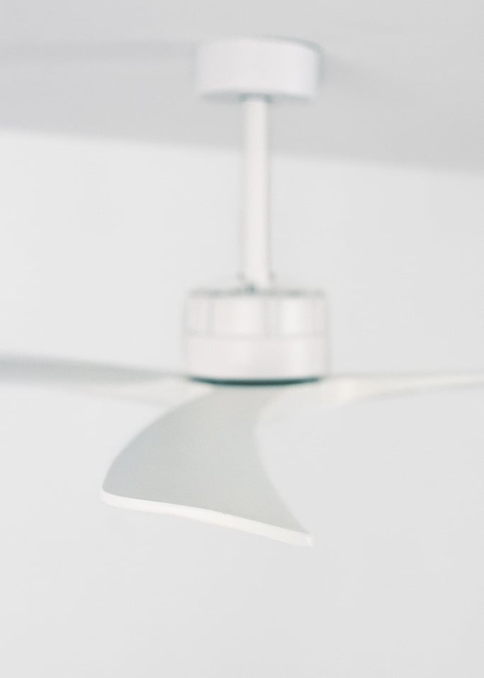 WIND LARGE - Silent 40W ceiling fan Ø152 cm 100% wood, gallery image 6