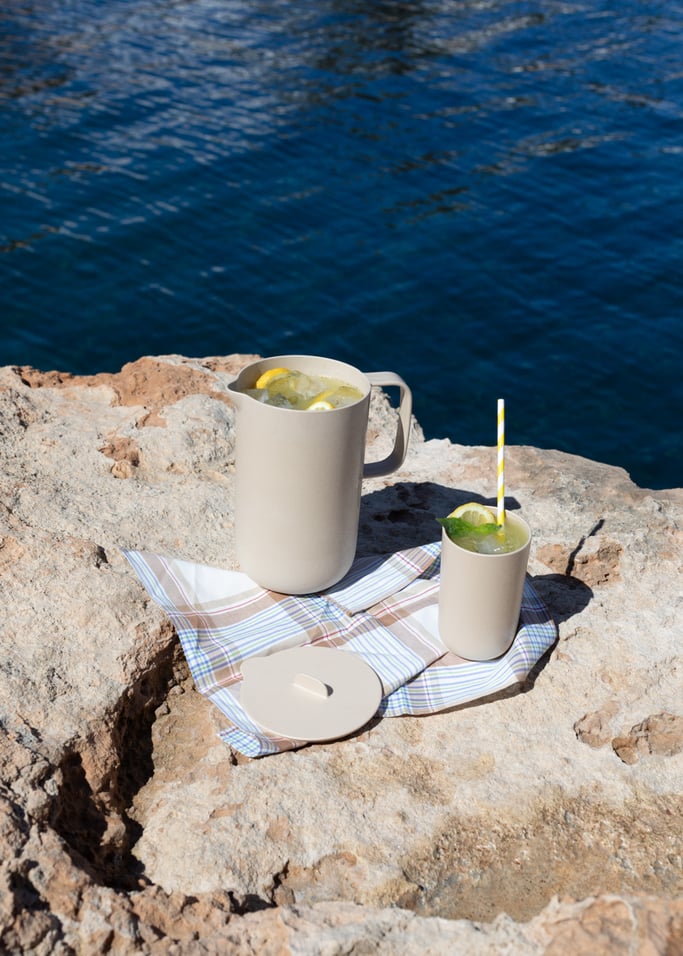 KITCHENWARE OUTDOOR ECO - Set of 2L jug and 4 500ml cups, gallery image 1