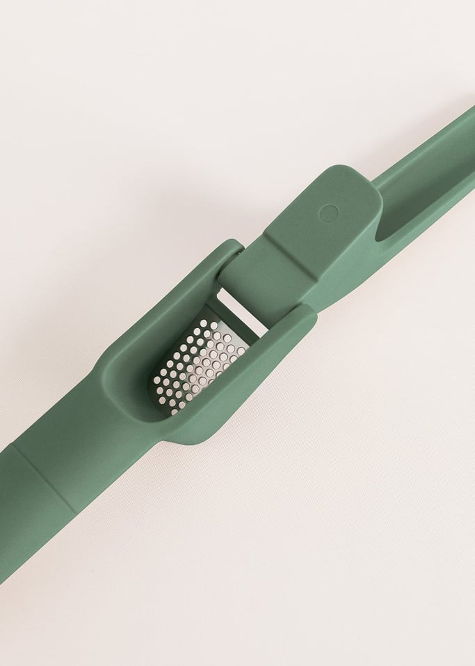 KITCHENWARE STUDIO - Garlic press, gallery image 6