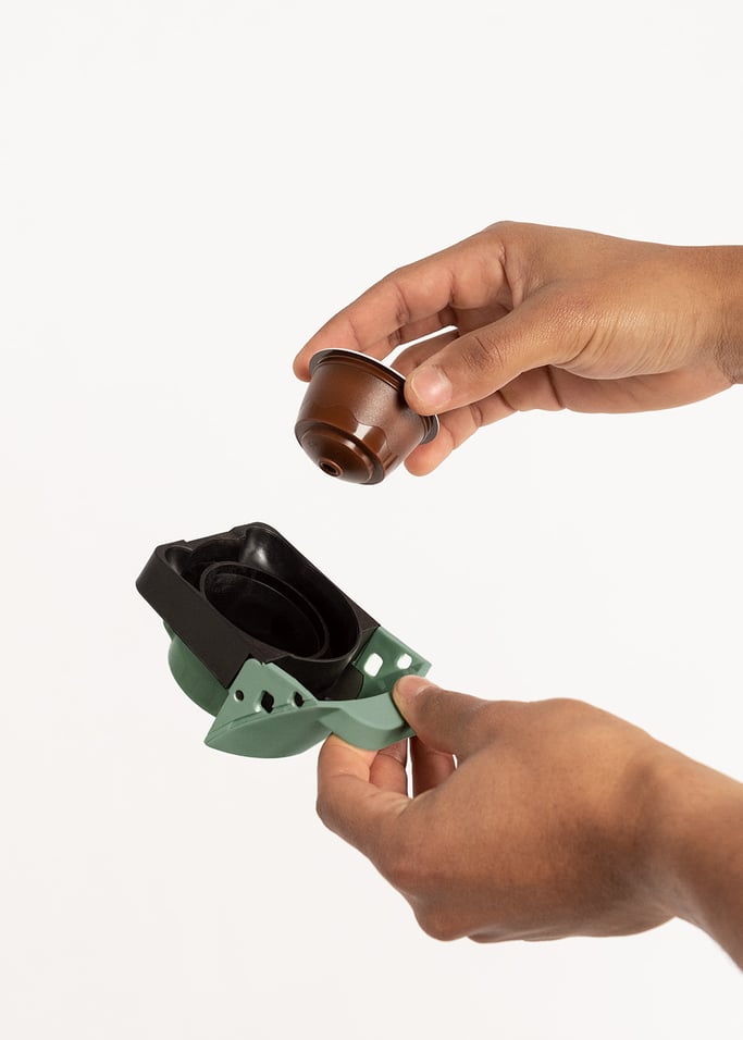 Adaptors for multi-capsule POTTS coffee machine and ground coffee, gallery image 1