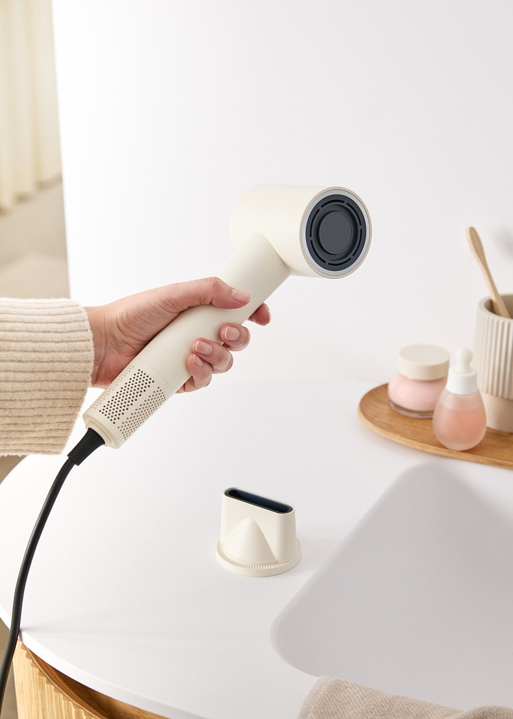 Ionic hair dryer 1800W - ION STYLER - Create