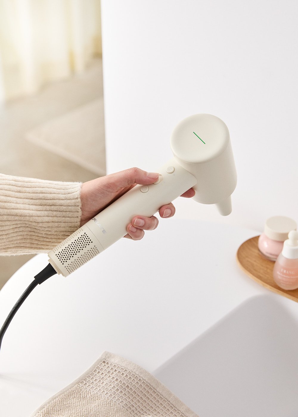 Ionic hair dryer 1800W - ION STYLER - Create