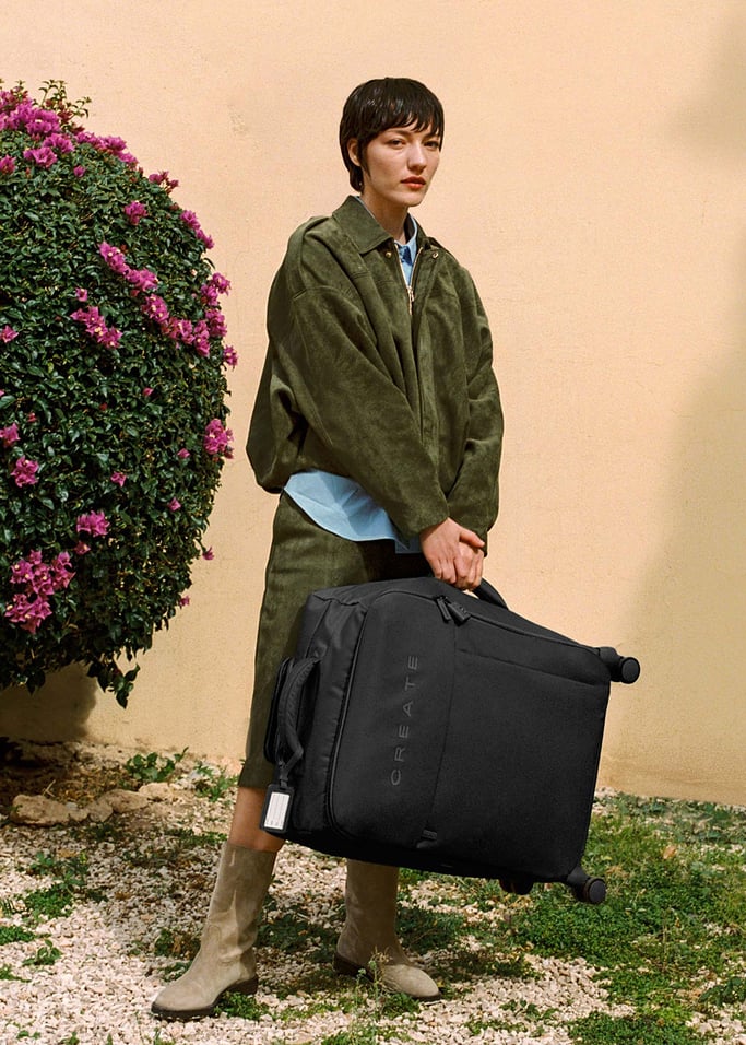 LUGGAGE STUDIO SOFT - Soft polyester suitcase with TSA lock and multidirectional wheels, gallery image 6