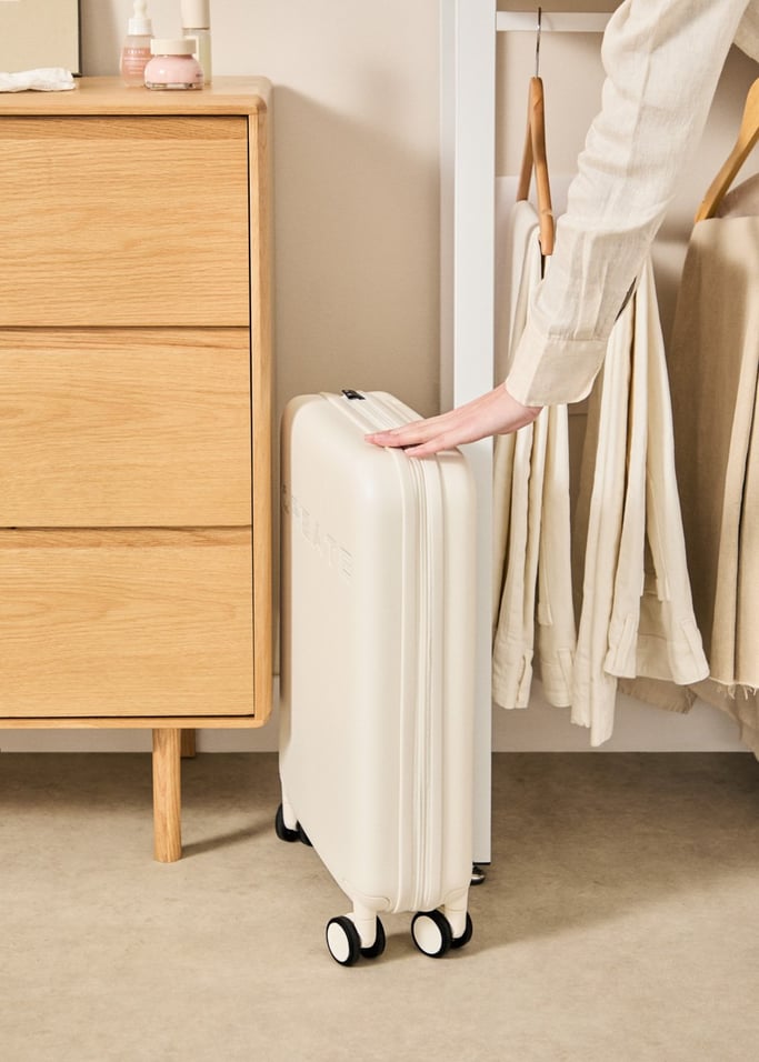 LUGGAGE STUDIO FOLDABLE - Foldable rigid cabin suitcase made of polycarbonate with TSA Lock and multidirectional wheels, gallery image 2