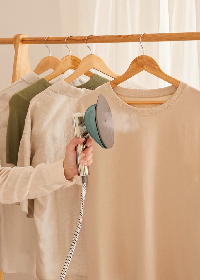 IRON DUAL PRO - Horizontal and vertical steam iron 800 ml with 4 ironing modes, gallery image 6