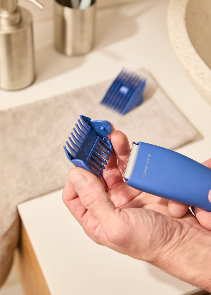 BARBER STUDIO - Waterproof cordless trimmer and shaver for face and body, gallery image 3