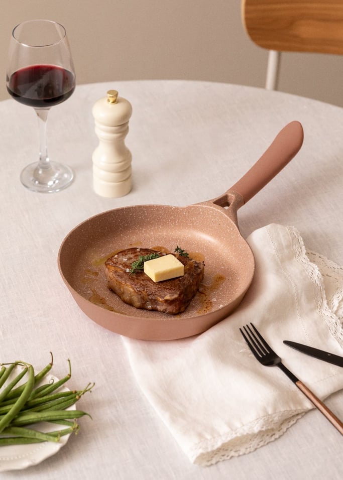 PAN STUDIO - Cast aluminium frying pan with ceramic coating, gallery image 1