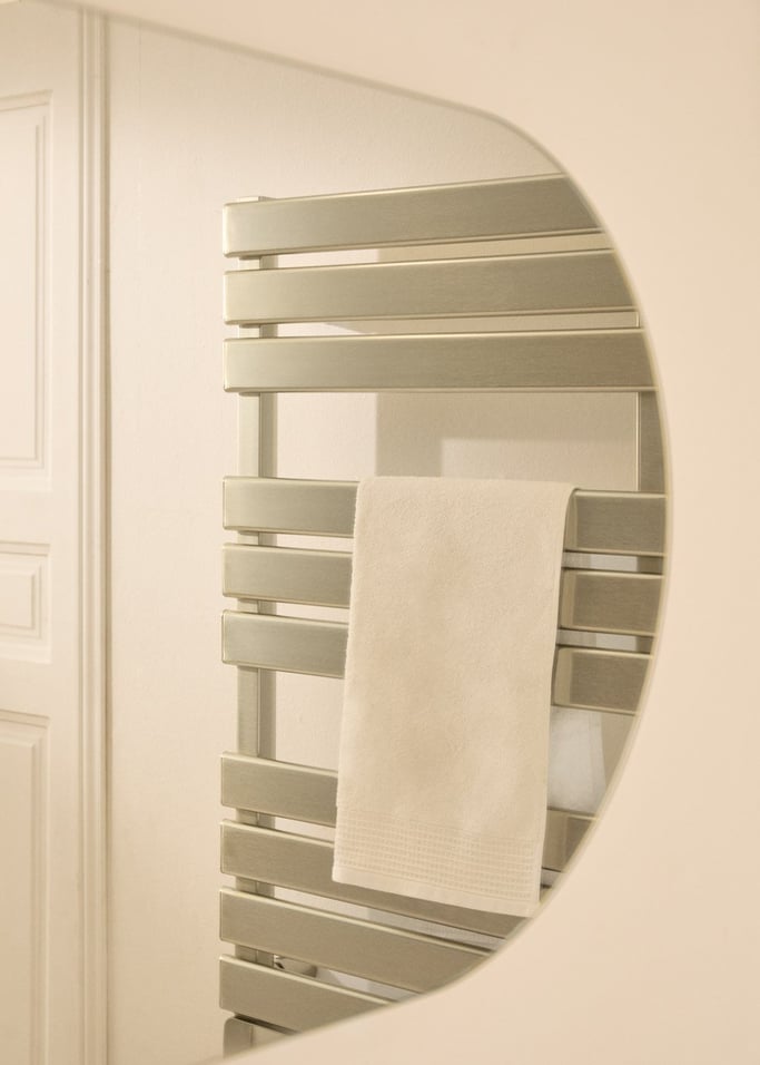 WARM TOWEL - Electric floor or wall towel rail 500W, gallery image 2