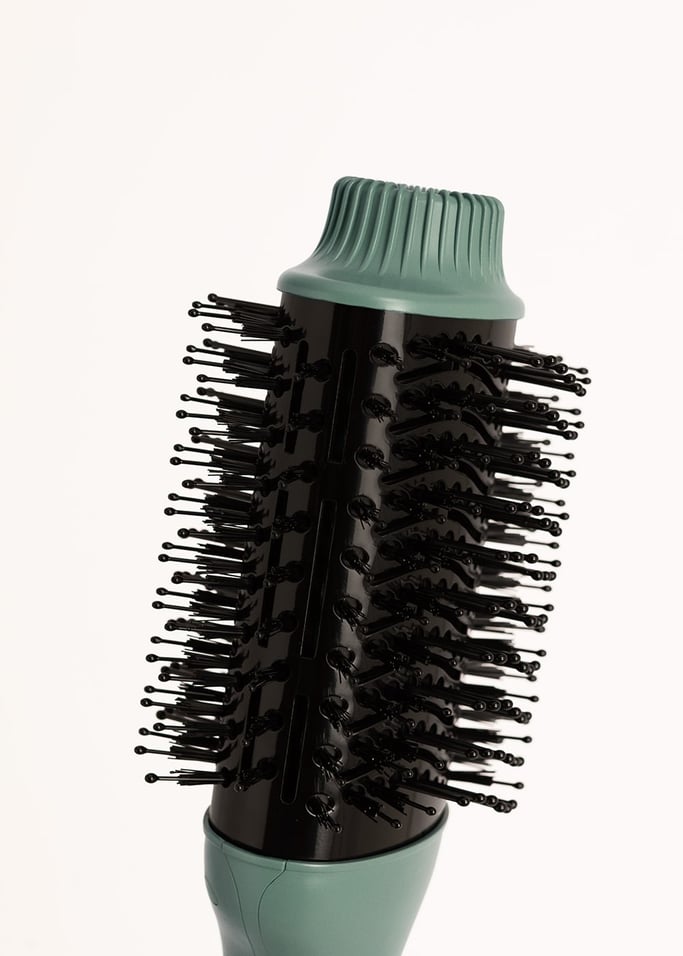 CERAMIC LED VOLUME STYLER - Volumising brush with dual LED treatment, gallery image 10