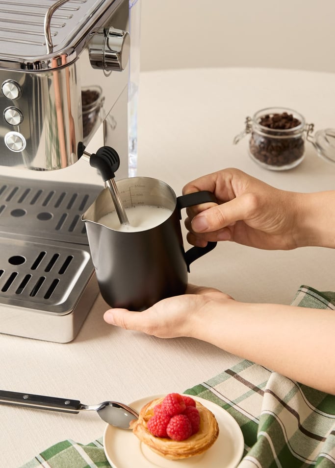 THERA CLASSIC COLD BREW - 20-Bar Espresso Machine with Cold Coffee Function, gallery image 4