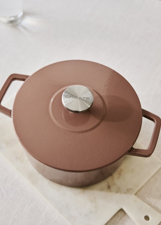 IRON POT - Enameled cast iron cocotte, gallery image 4