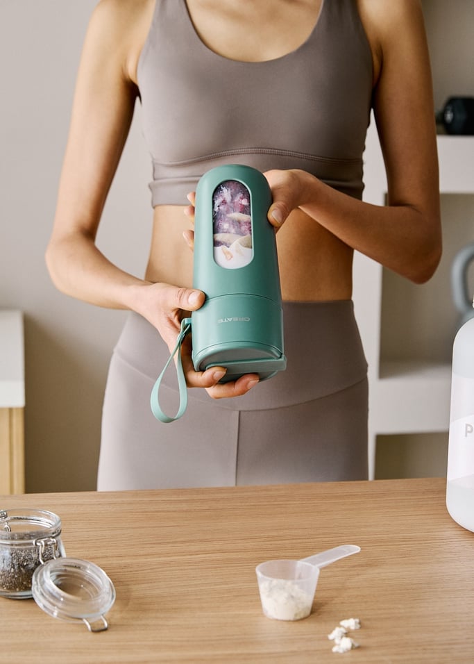 MOI STUDIO MOVE - Cordless blender shaker cup for athletes, gallery image 5