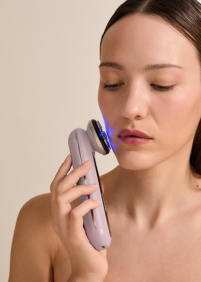 SKINCARE RF LIFT 5 in 1 - 5-in-1 Facial Radiofrequency Device with EMS, LED Light Therapy and Ionic Technology, gallery image 3