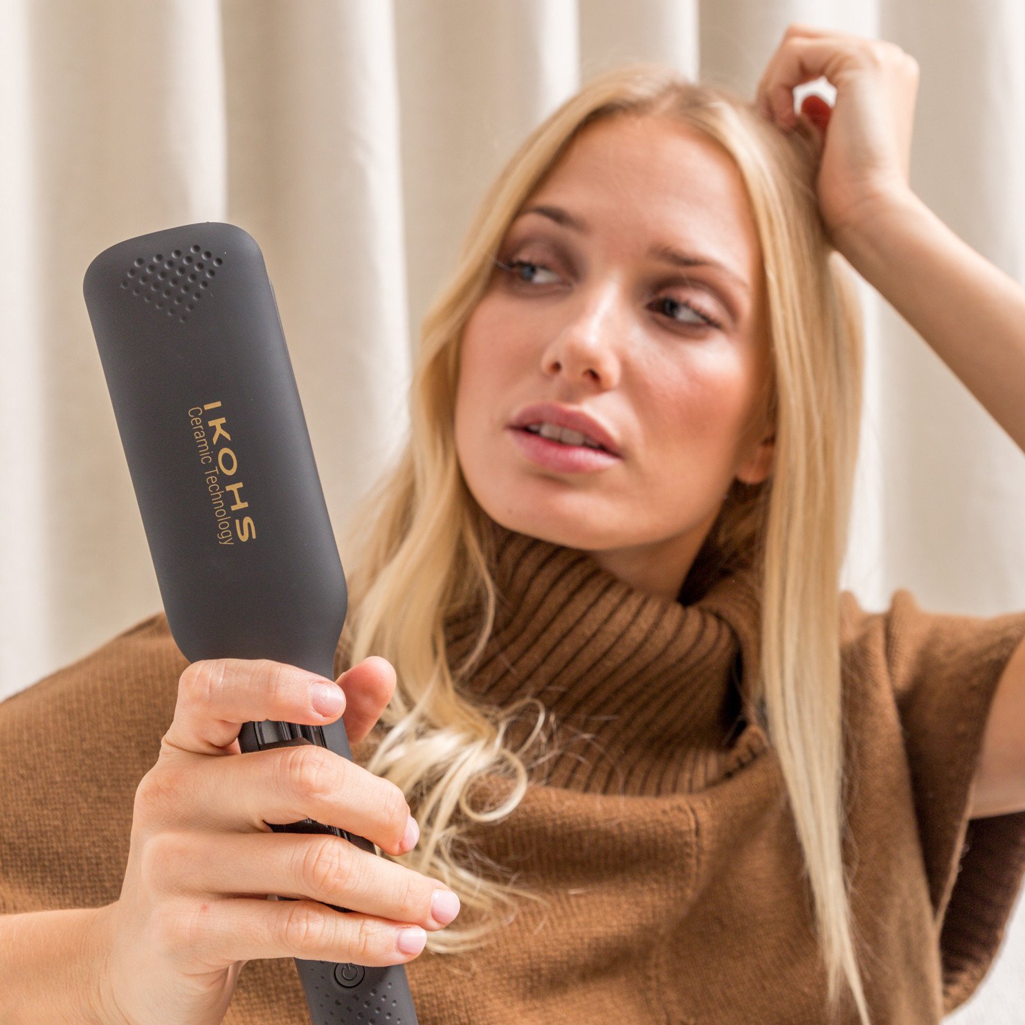 Ceramic plated outlet hair straighteners