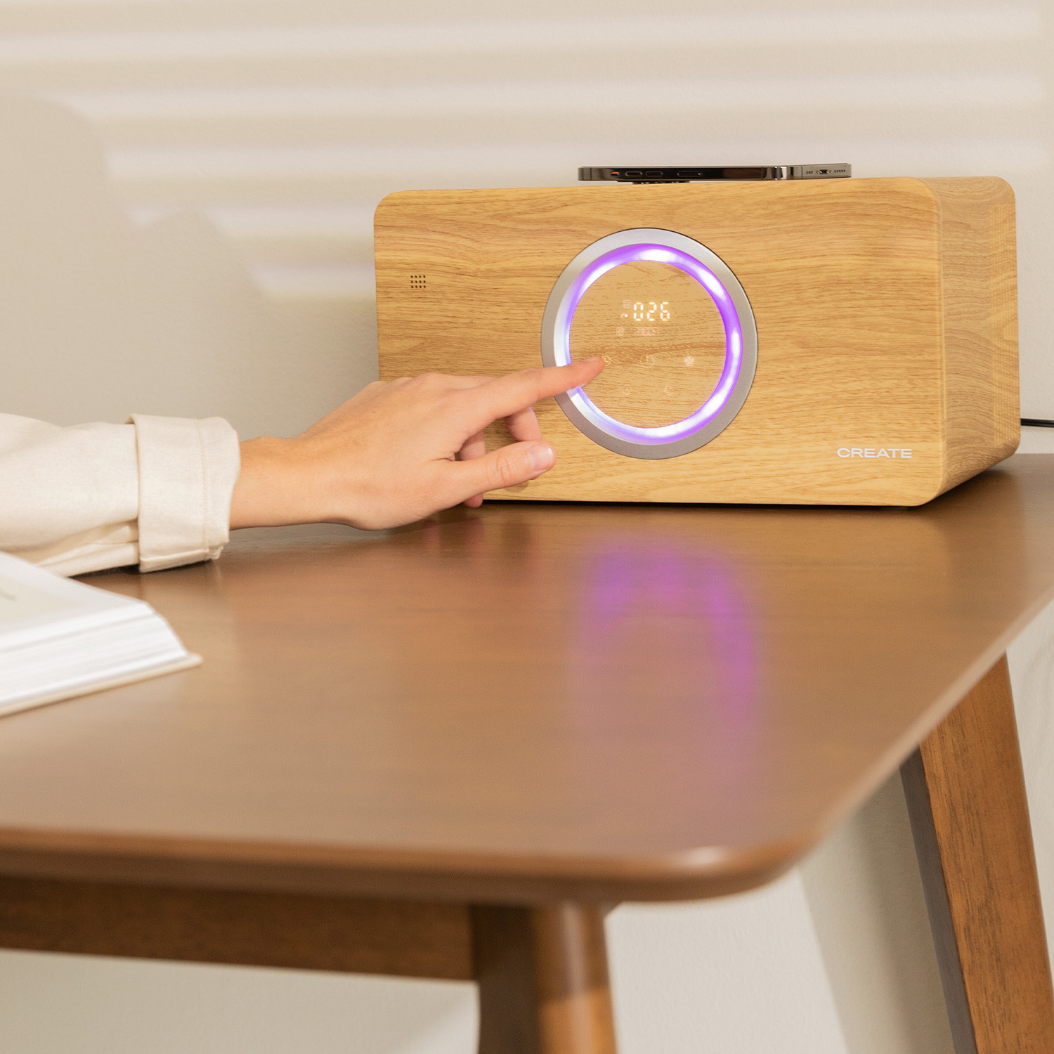 AIR PURE COMPACT - Air purifier with HEPA H13, bluetooth speaker and wireless charger, imagen de galería 1